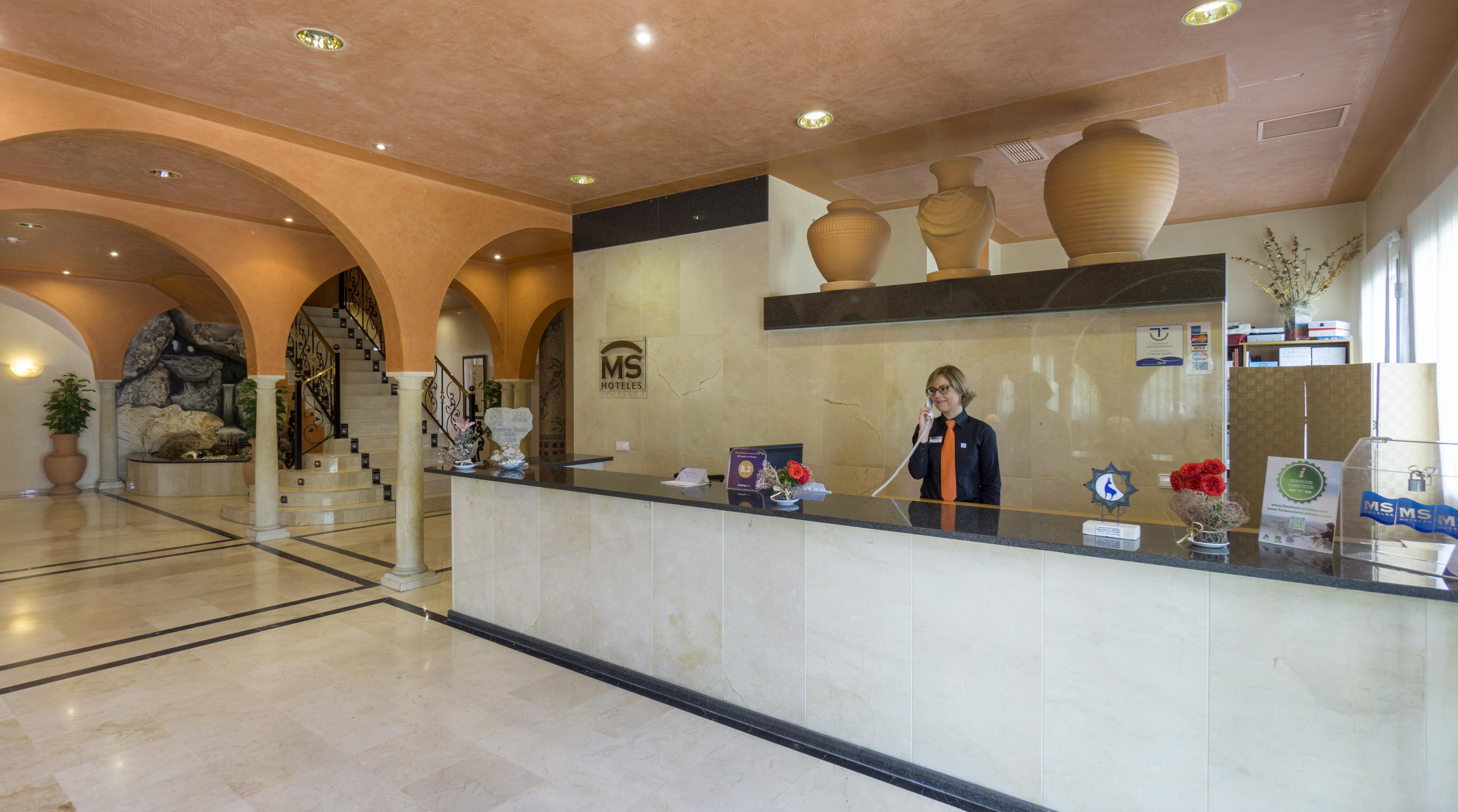 Hotel Fuente Las Piedras Cabra Dış mekan fotoğraf