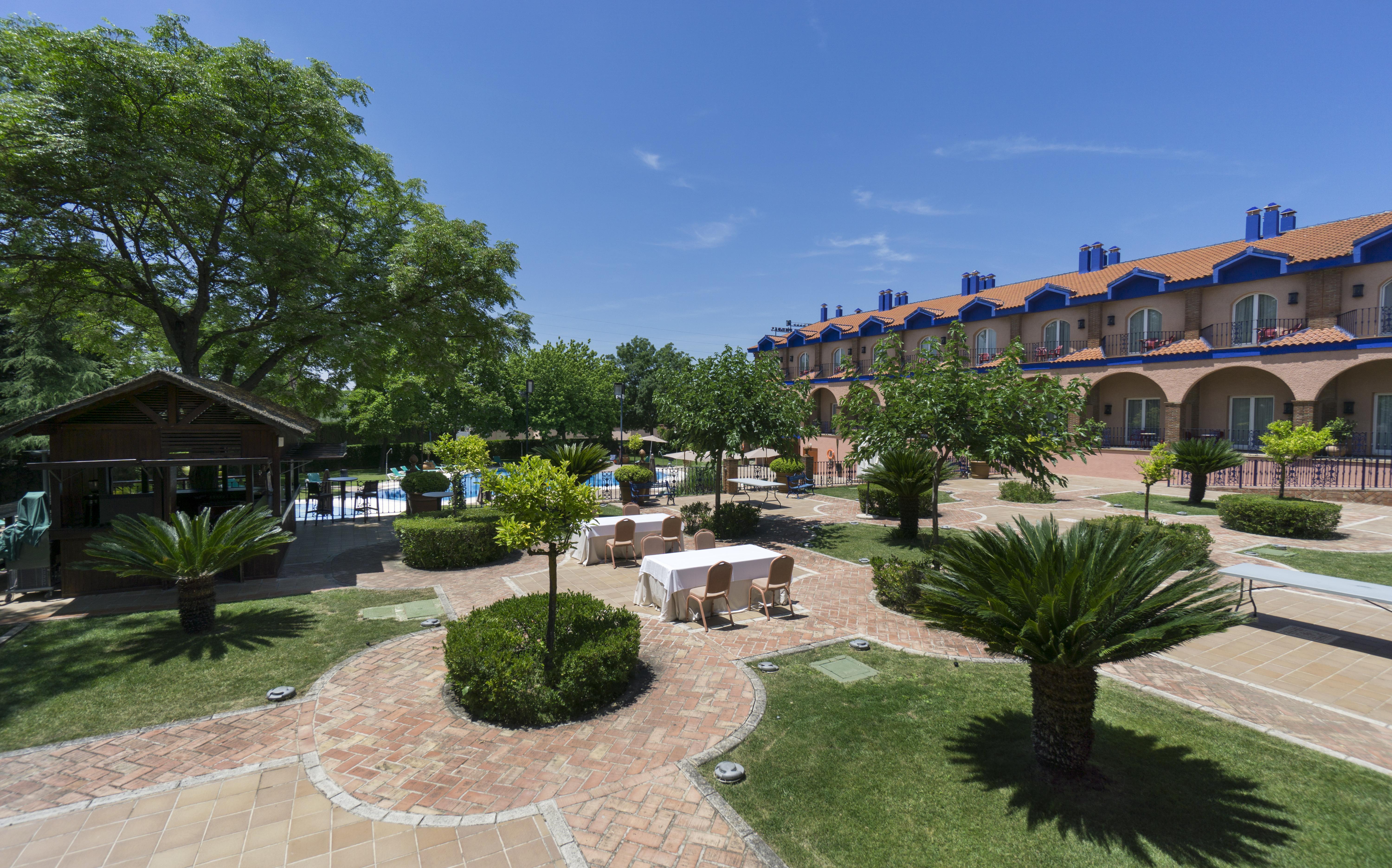 Hotel Fuente Las Piedras Cabra Dış mekan fotoğraf