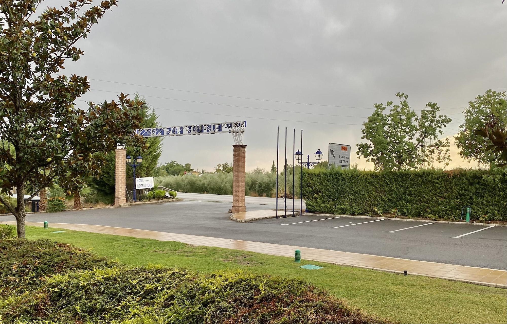 Hotel Fuente Las Piedras Cabra Dış mekan fotoğraf