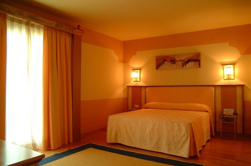 Hotel Fuente Las Piedras Cabra Oda fotoğraf