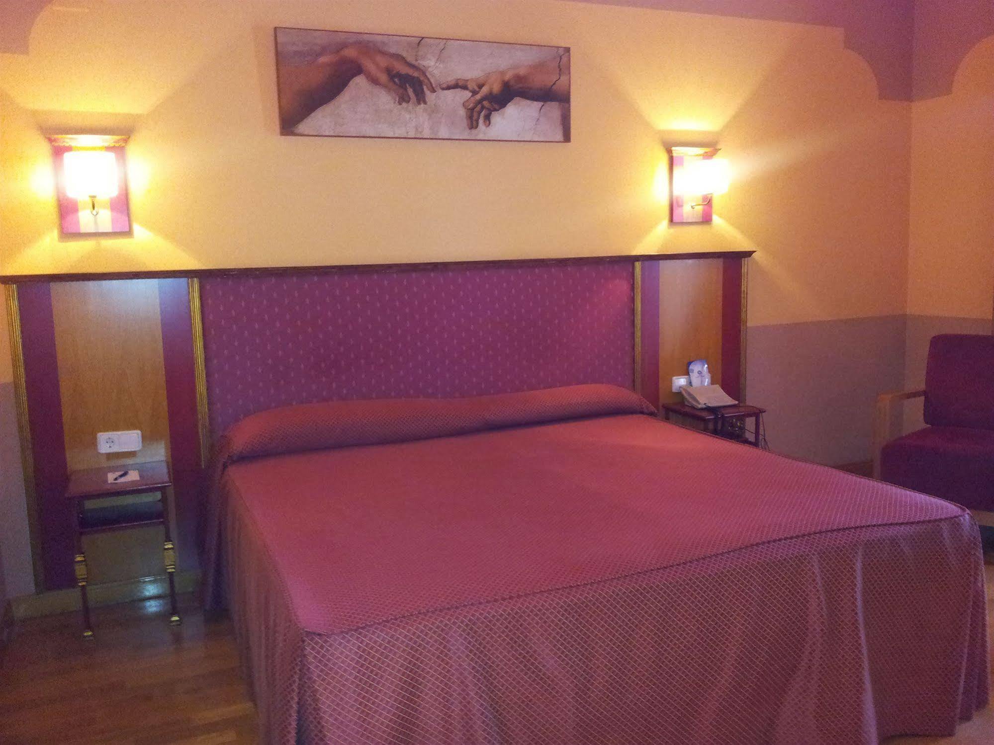 Hotel Fuente Las Piedras Cabra Dış mekan fotoğraf